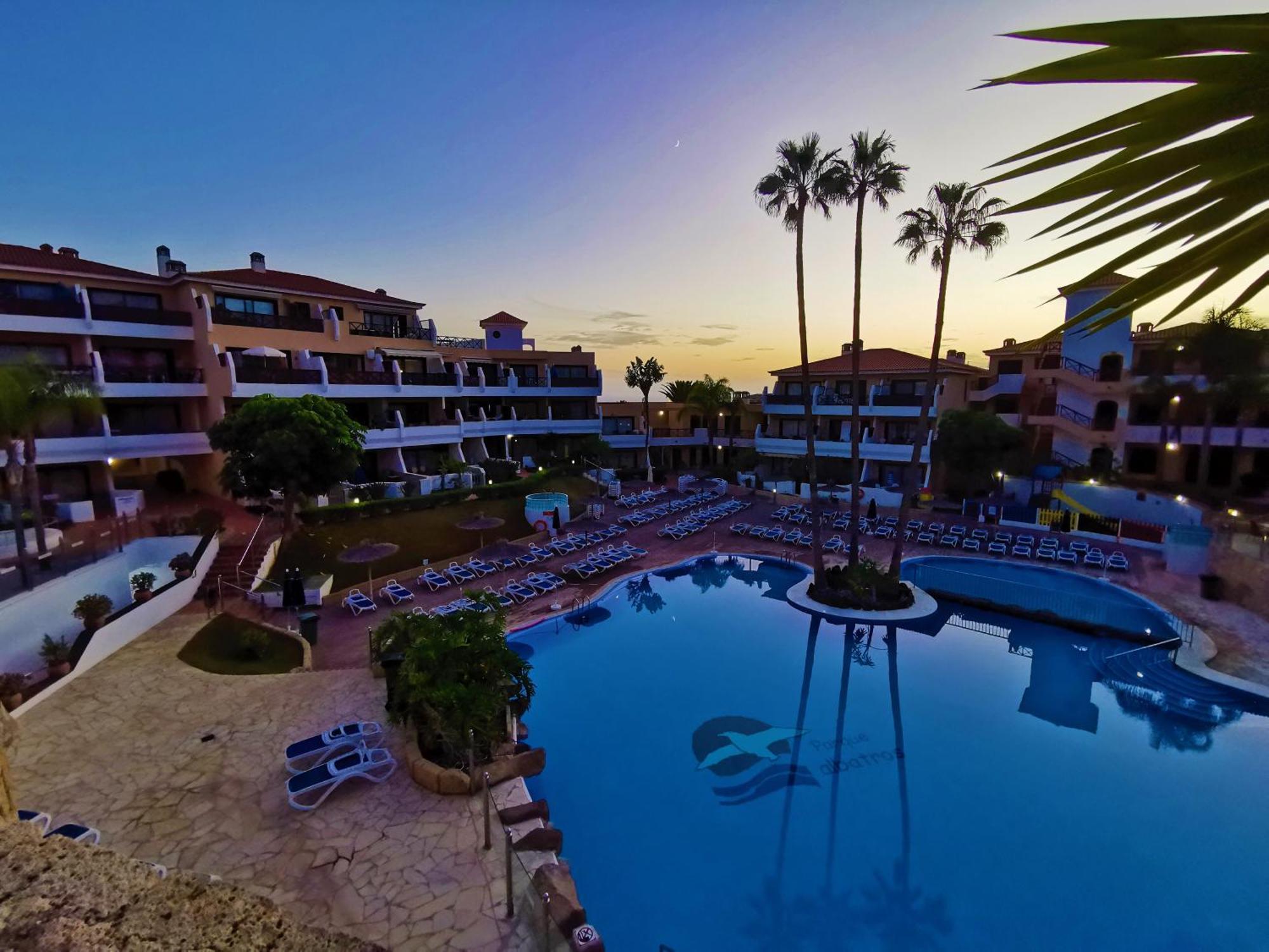 Strelitzia Apartment - Ocean View & Heated Pool San Miguel de Abona Extérieur photo