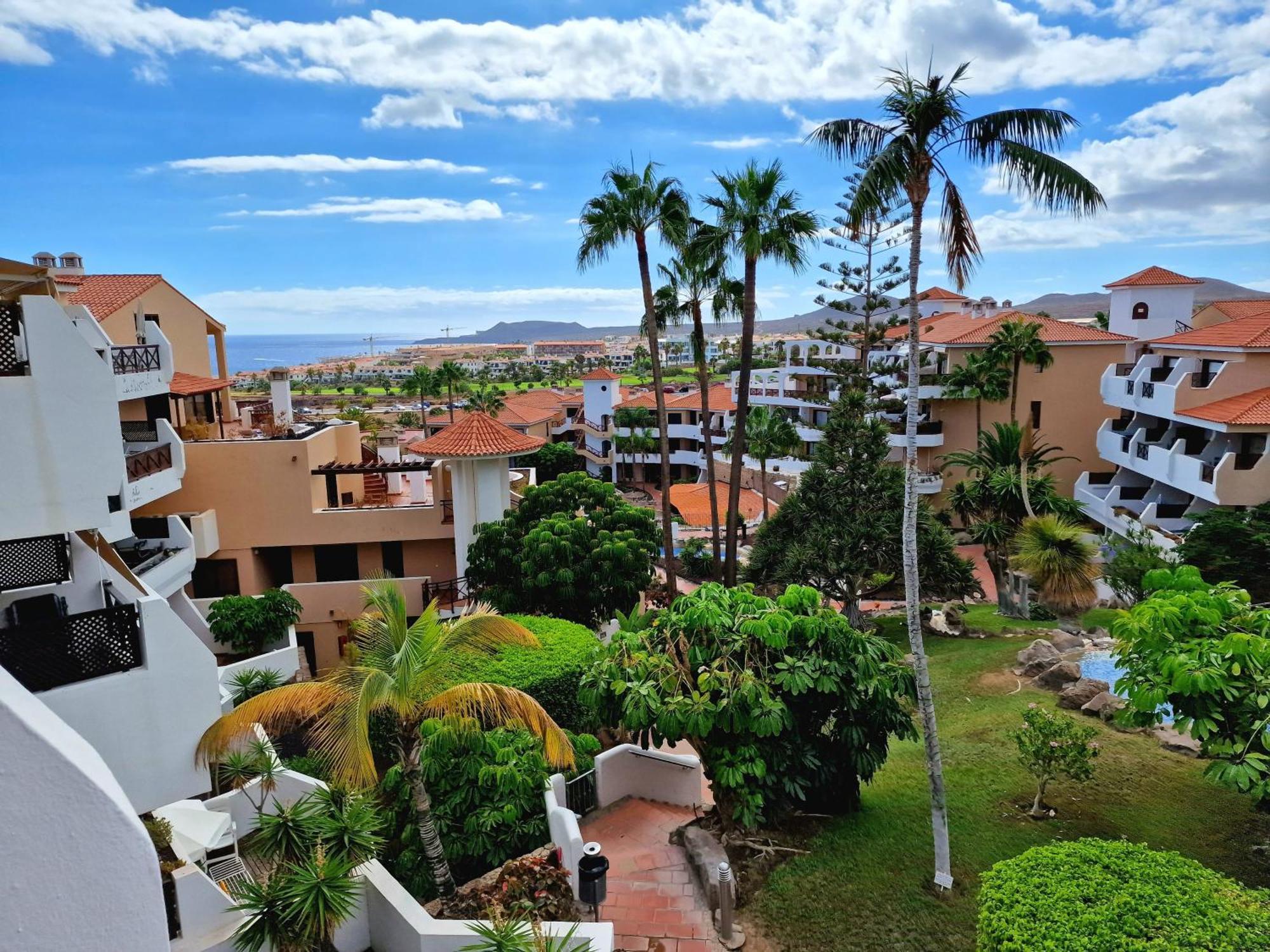 Strelitzia Apartment - Ocean View & Heated Pool San Miguel de Abona Extérieur photo