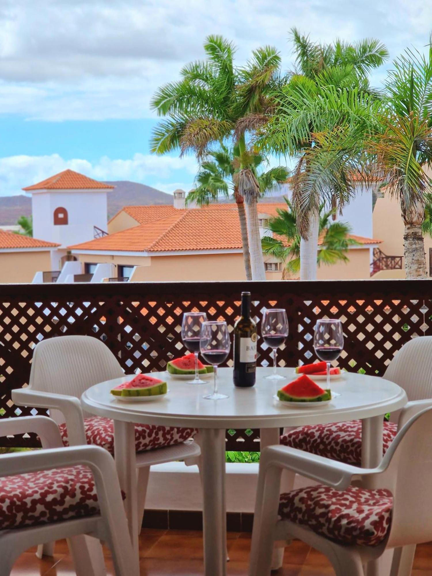 Strelitzia Apartment - Ocean View & Heated Pool San Miguel de Abona Extérieur photo